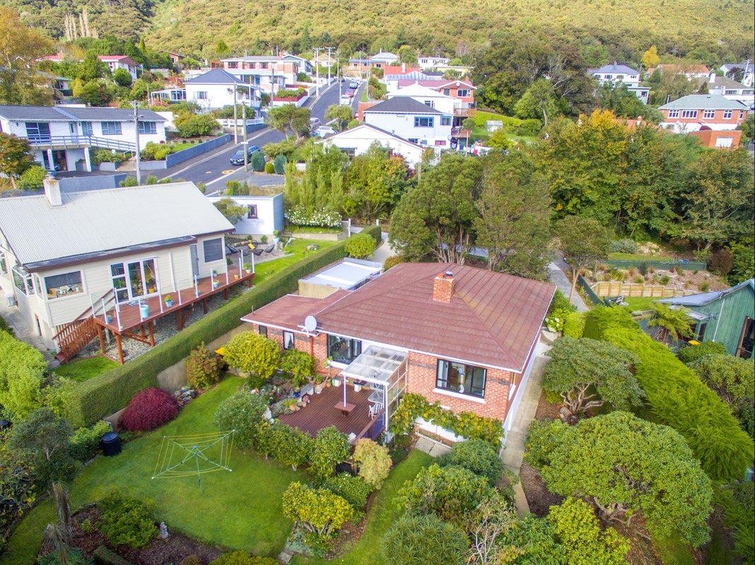 2 Trafalgar Street, Normanby, Dunedin - Carousel 2