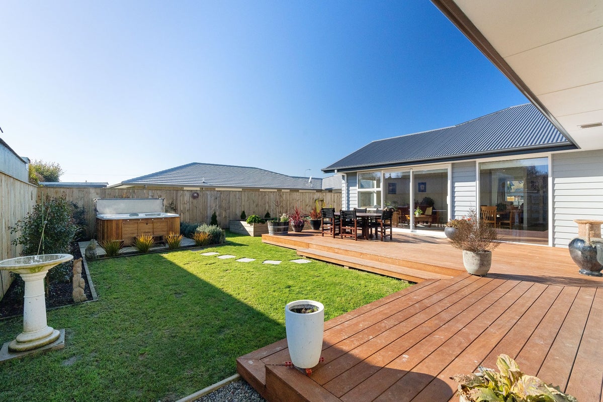 10 Magnolia Place, Levin, Levin - Carousel 1