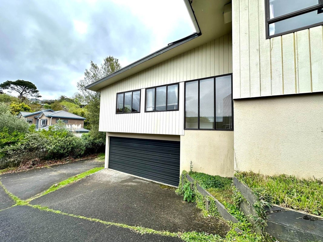 28 Hythe Terrace, Mairangi Bay, Auckland - Carousel 1