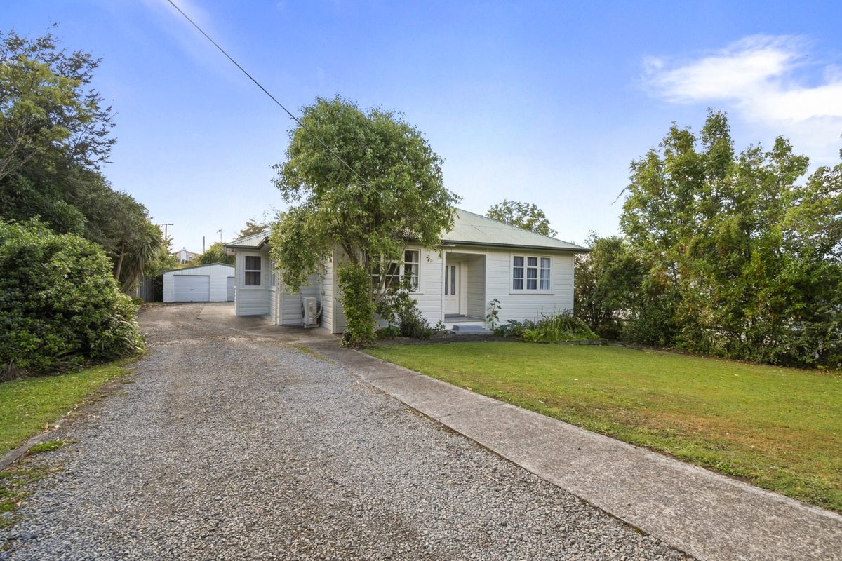 20 Thrush Street, Taihape, Taihape - Carousel 2