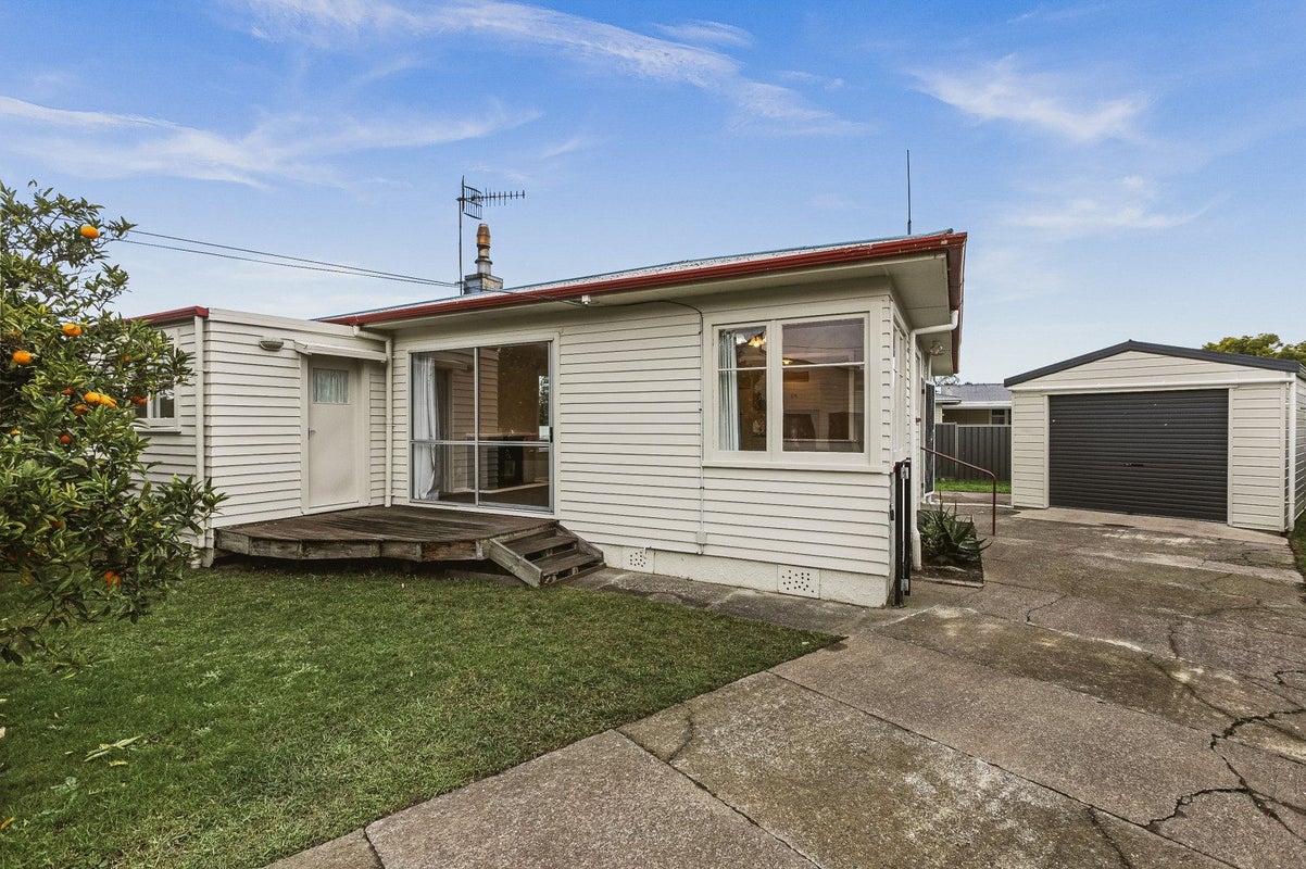 15 Devon Street, Taradale, Napier - Carousel 17