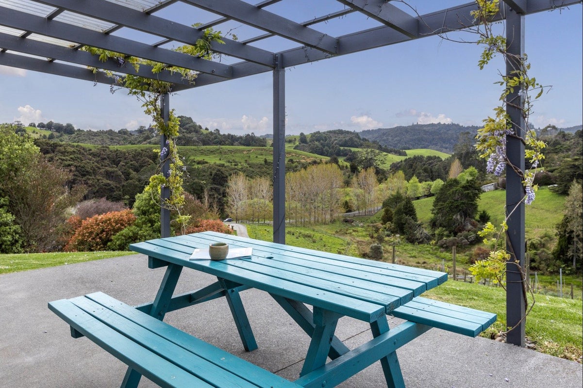 181 Bayer Road, Silverdale - Carousel 1
