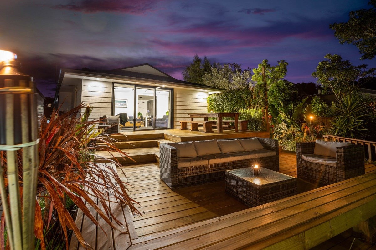10 Salcombe Terrace, Welbourn, New Plymouth - Carousel 2