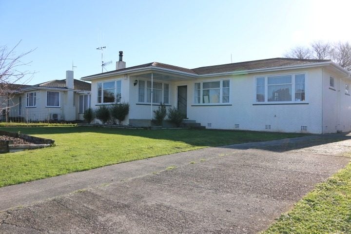 106 Rugby Street, Awapuni, Palmerston North - Carousel 1
