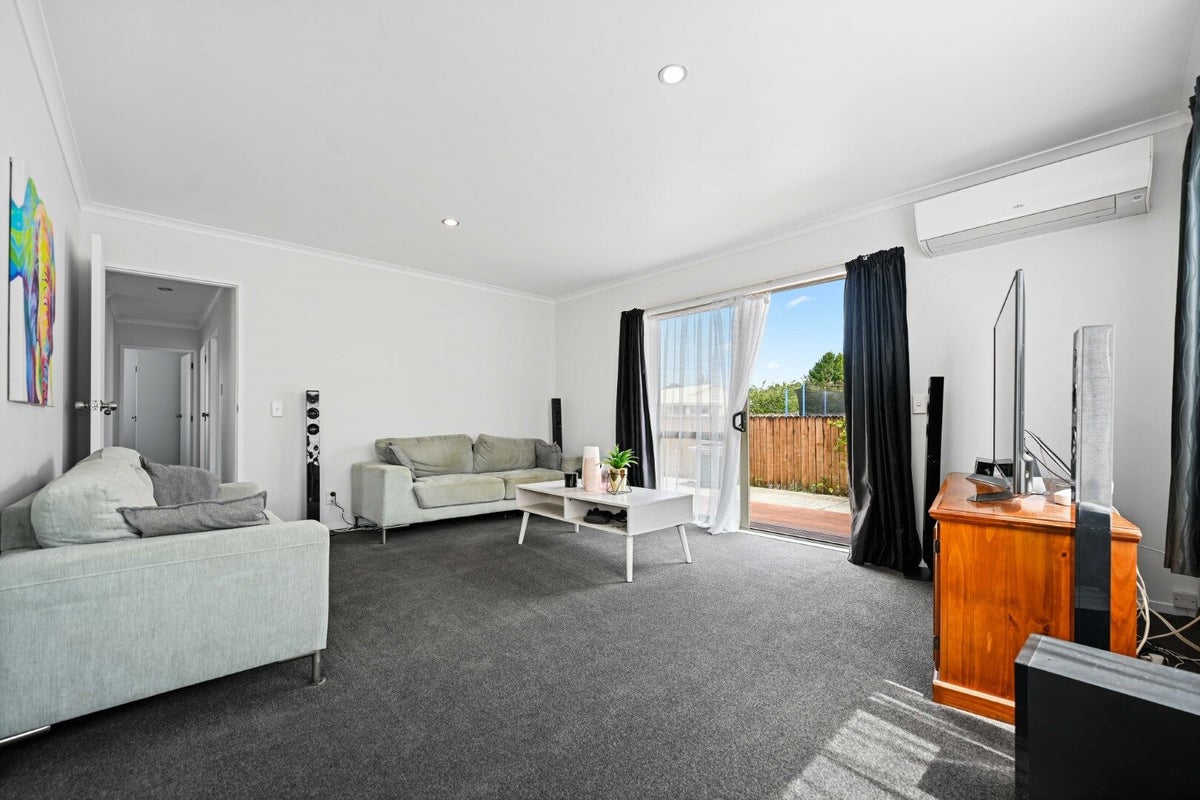 3A Dalgliesh Avenue, Forest Lake, Hamilton - Carousel 1
