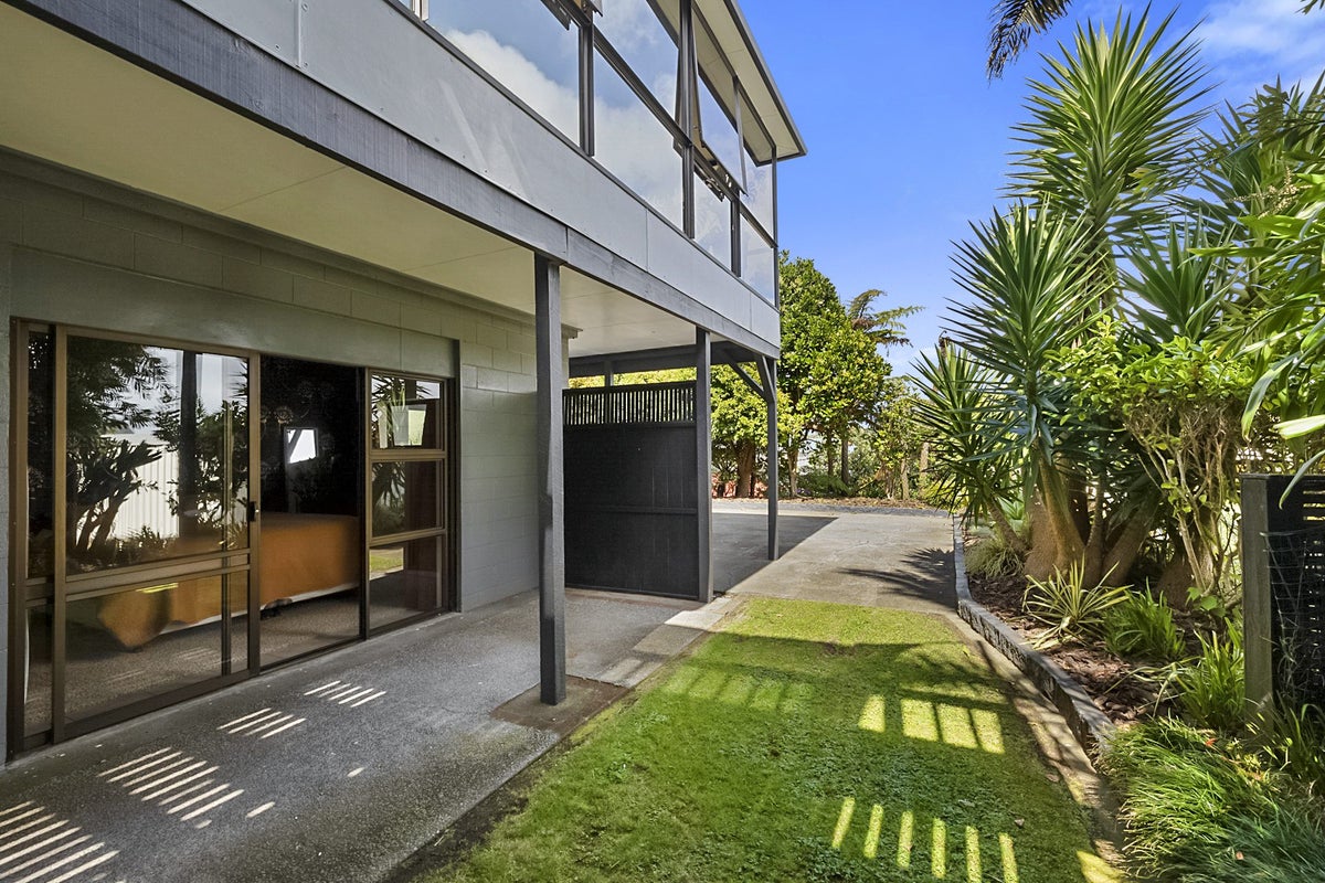 9A Belair Avenue, Blagdon, New Plymouth - Carousel 23