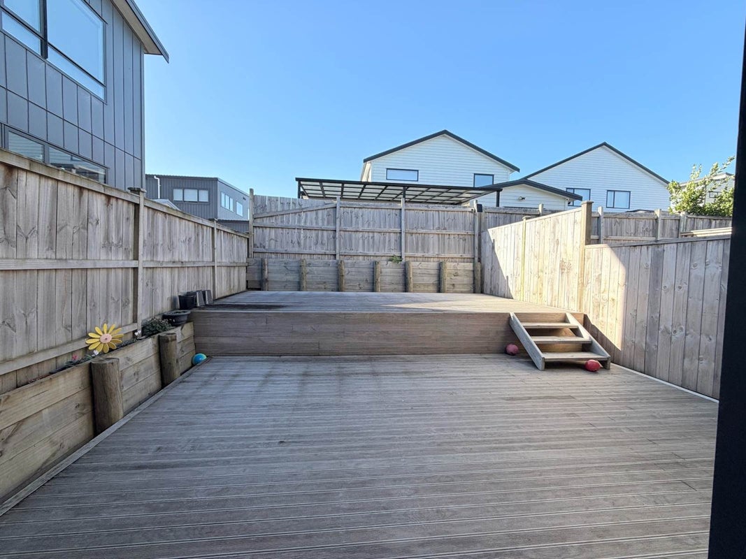 4 Christella Street, Flat Bush, Auckland - Carousel 2