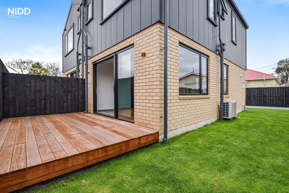 22B Begg Street, Saint Kilda, Dunedin - Carousel 1