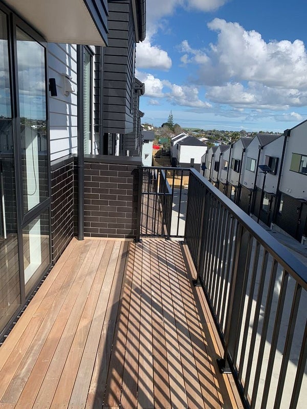 28 Panoni Lane, Howick, Auckland - Carousel 2