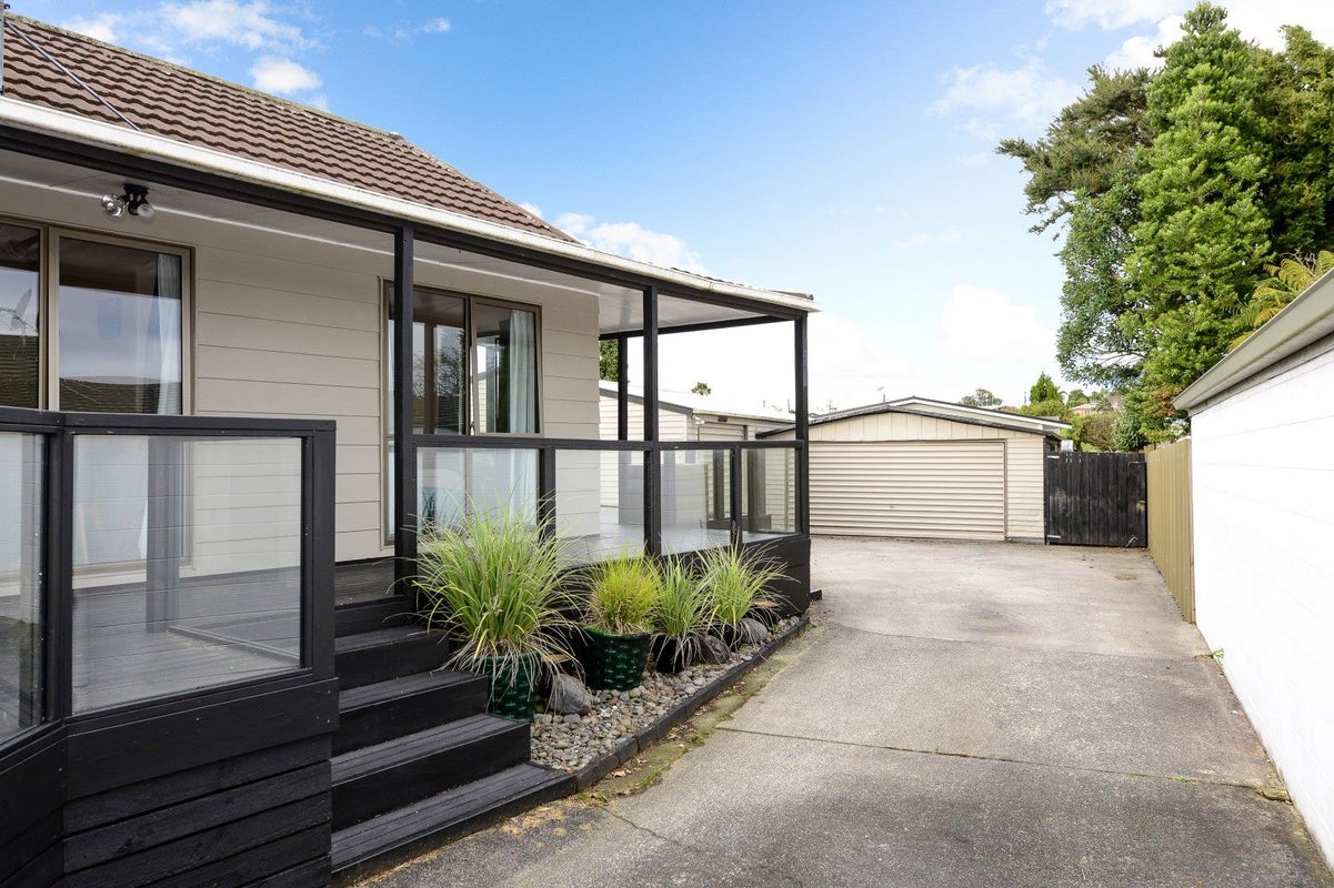 3 Jasmine Avenue, Dinsdale, Hamilton - Carousel 1