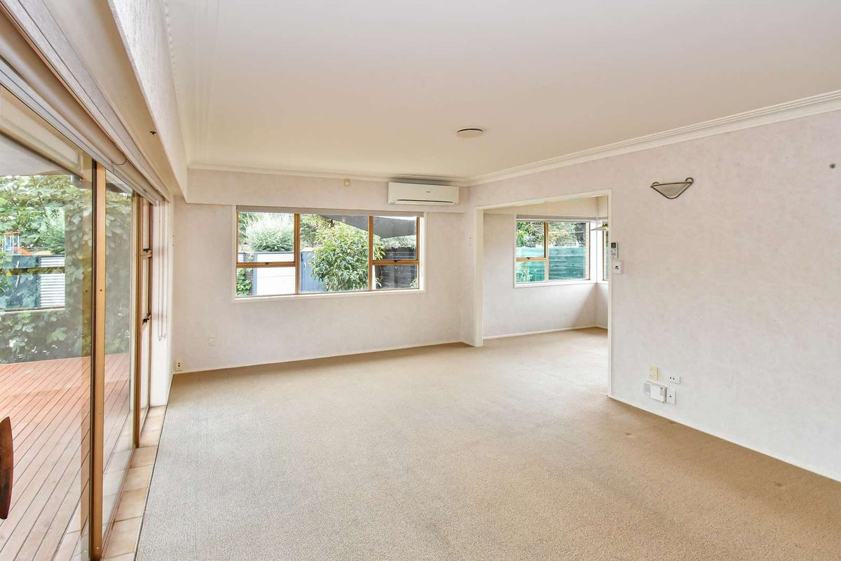 43 Berwyn Avenue, Takanini, Auckland - Carousel 2
