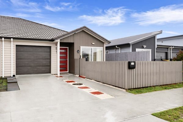 119 Kuaka Drive, Takanini, Auckland - Carousel 1