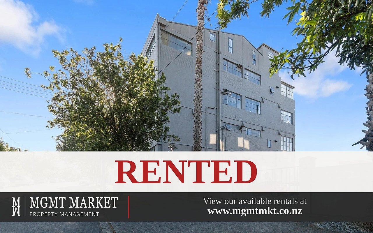 3/3 Akiraho Street, Mount Eden, Auckland - Carousel 1