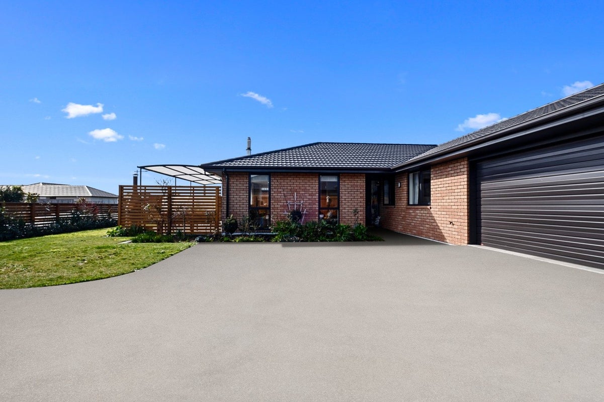 4 Atutahi Street, Hurdon, New Plymouth - Carousel 1