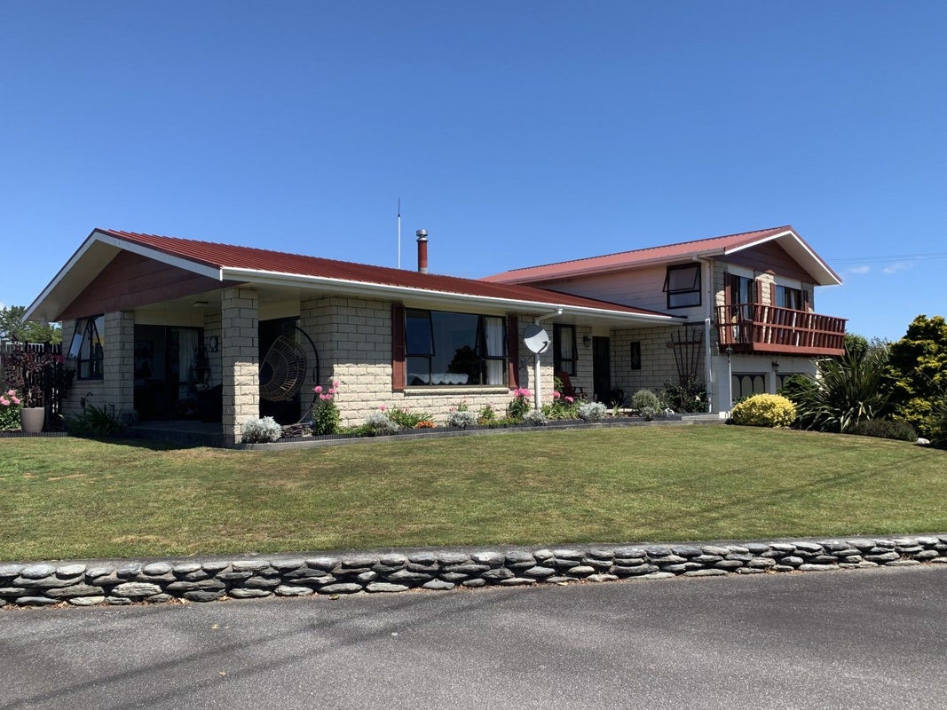 22 Takutai Road, Hokitika - Carousel 1