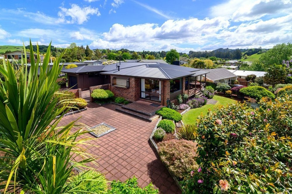 1 Windsor Street, Springfield, Rotorua - Carousel 10