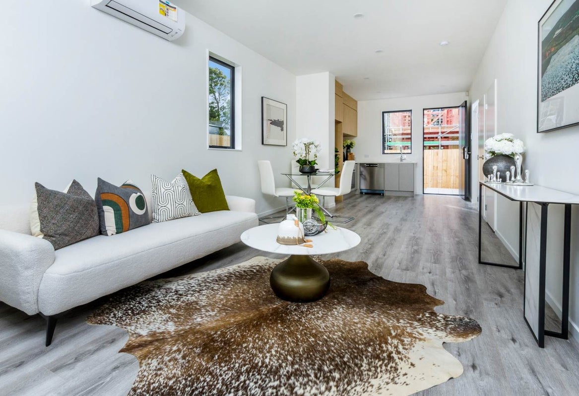 6/10 Arney Road, Ranui, Auckland - Carousel 2