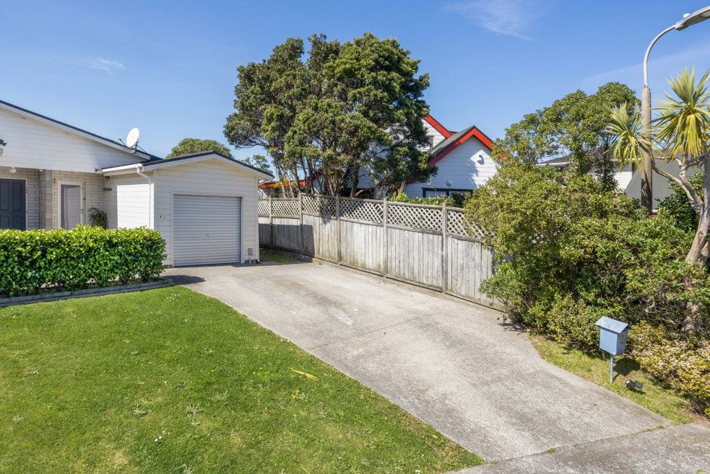 18 Virginia Grove, Brooklyn, Wellington - Carousel 1