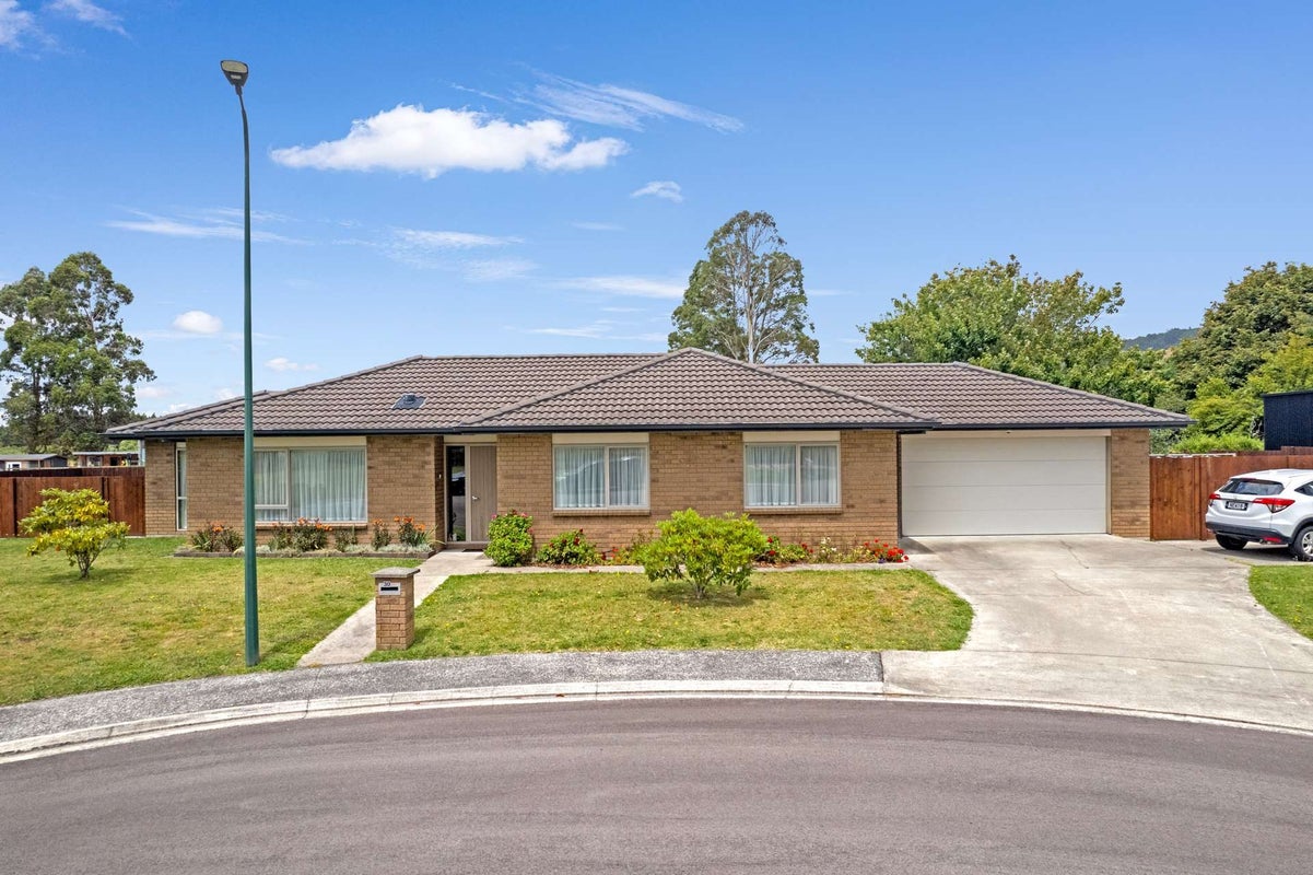 30 Kauae Place, Ngongotaha, Rotorua - Carousel 1
