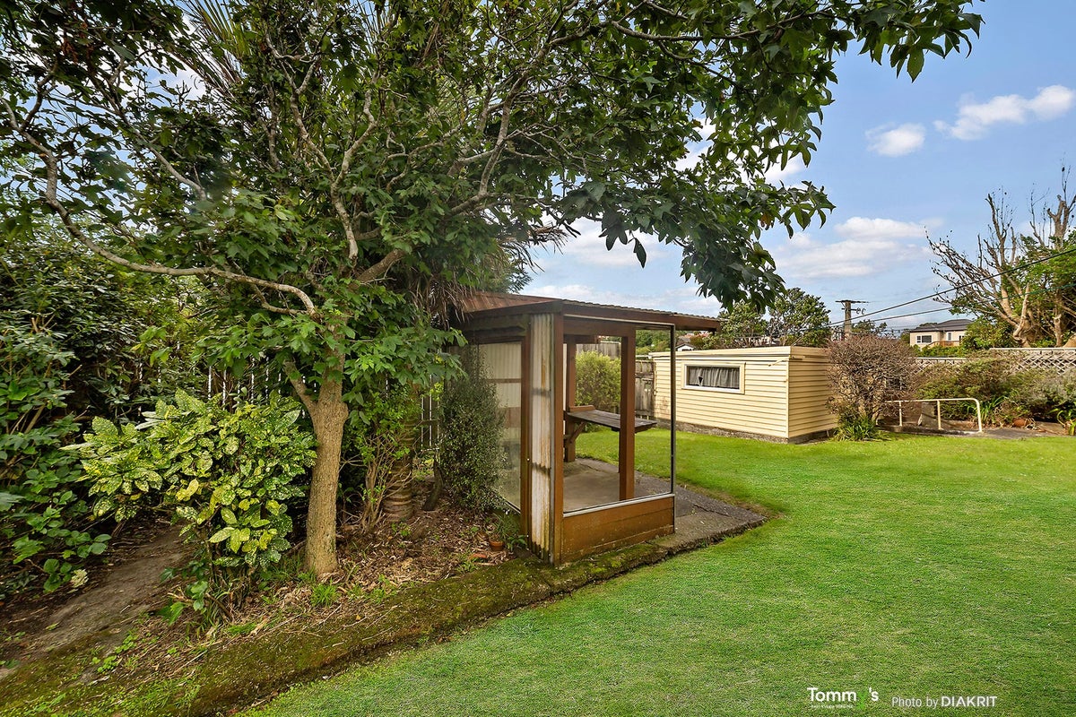 14 Haumia Street, Johnsonville, Wellington - Carousel 2