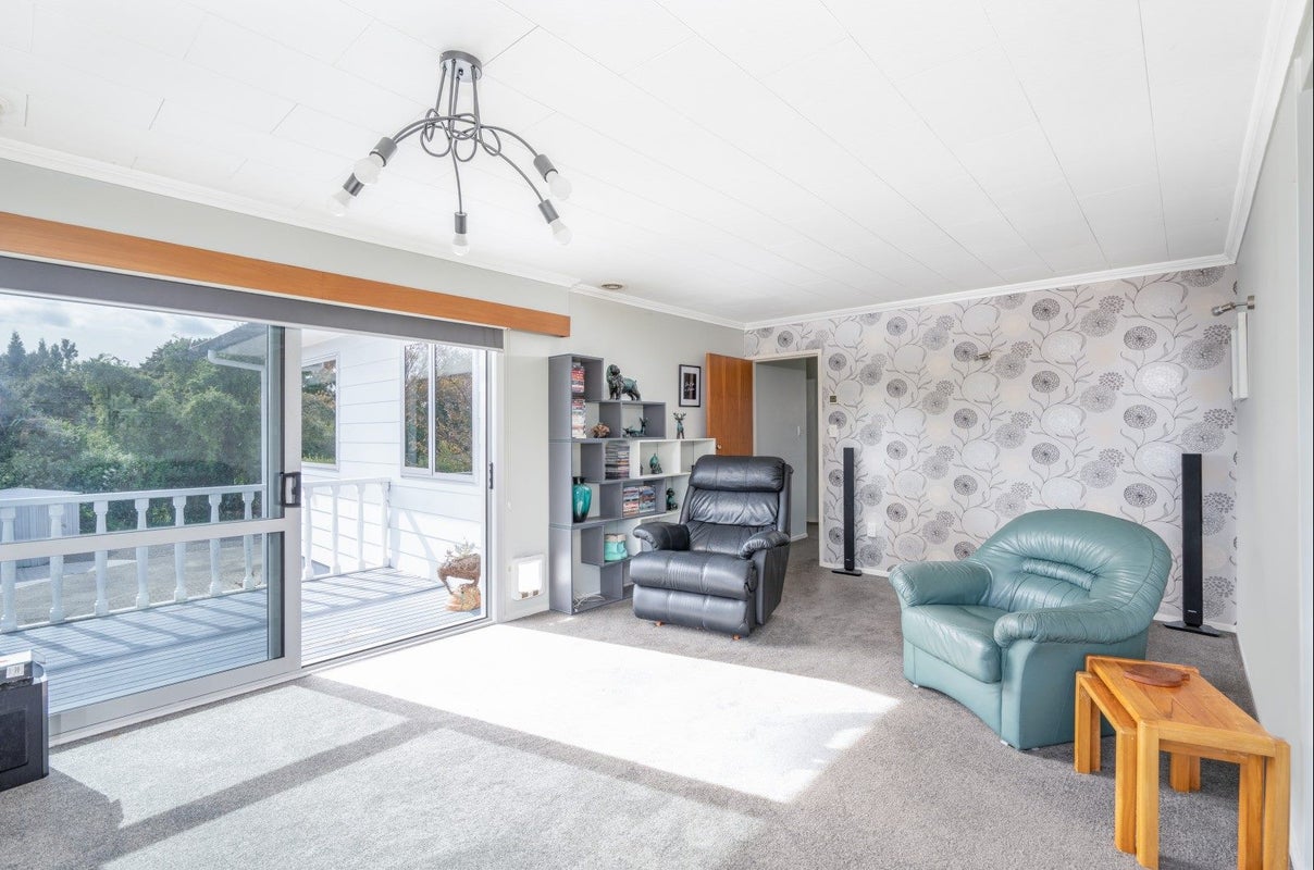 12 Normand Place, Richmond Heights, Taupo - Carousel 2