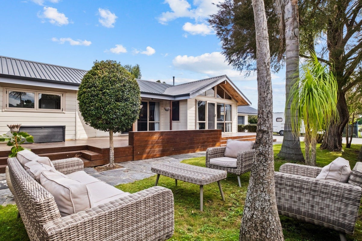122 Potae Avenue, Lytton West, Gisborne - Carousel 2