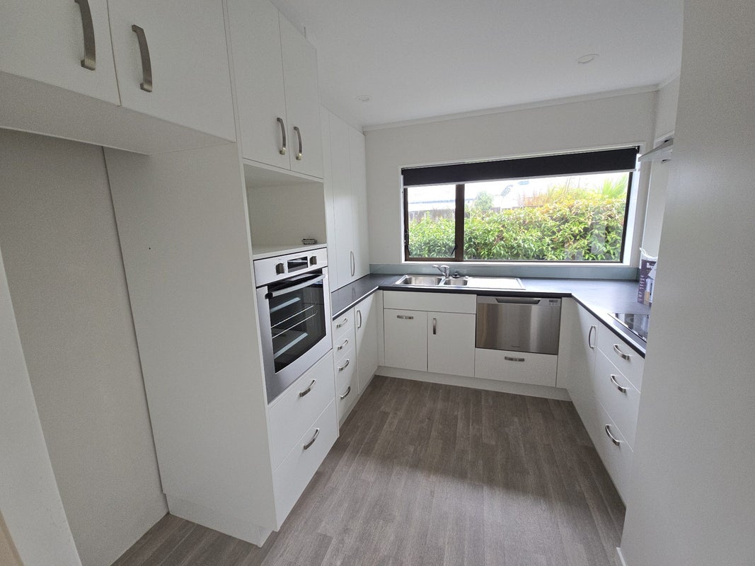 26/18 King Street, Petone, Lower Hutt - Carousel 2