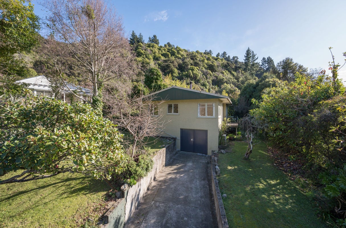 16 Sowman Street, The Brook, Nelson - Carousel 1