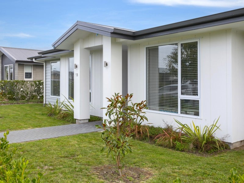 18 Bastille Court, Rangatira Park, Taupo - Carousel 2