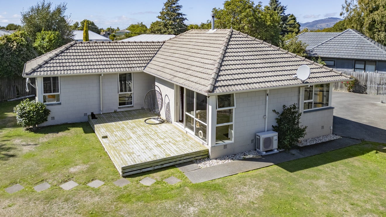 75 Oakhampton Street, Hornby, Christchurch - Carousel 1