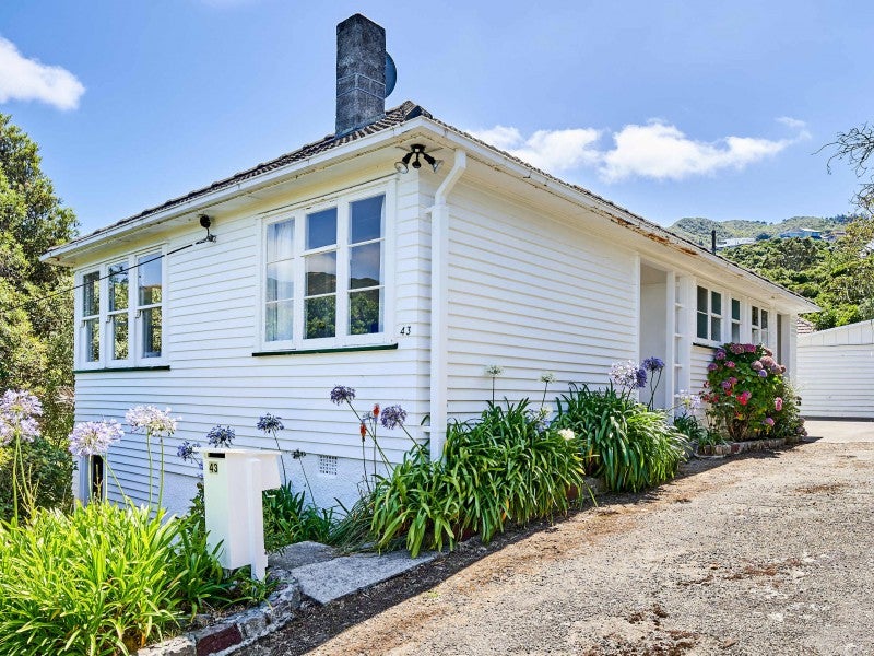 43 Fox Street, Ngaio, Wellington - Carousel 1