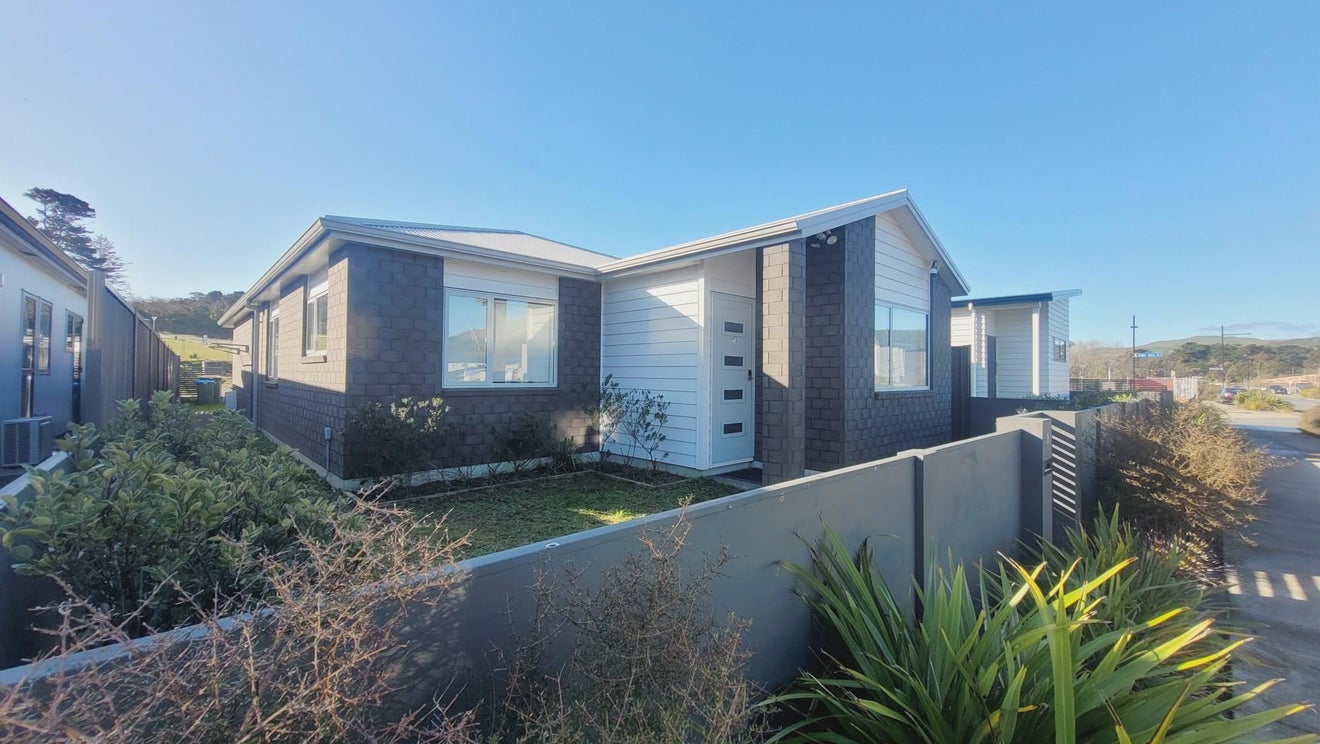 26 Karearea Avenue, Kenepuru, Porirua - Carousel 1