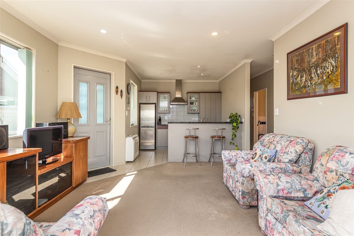 6/194 Waimairi Road, Ilam, Christchurch - Carousel 2
