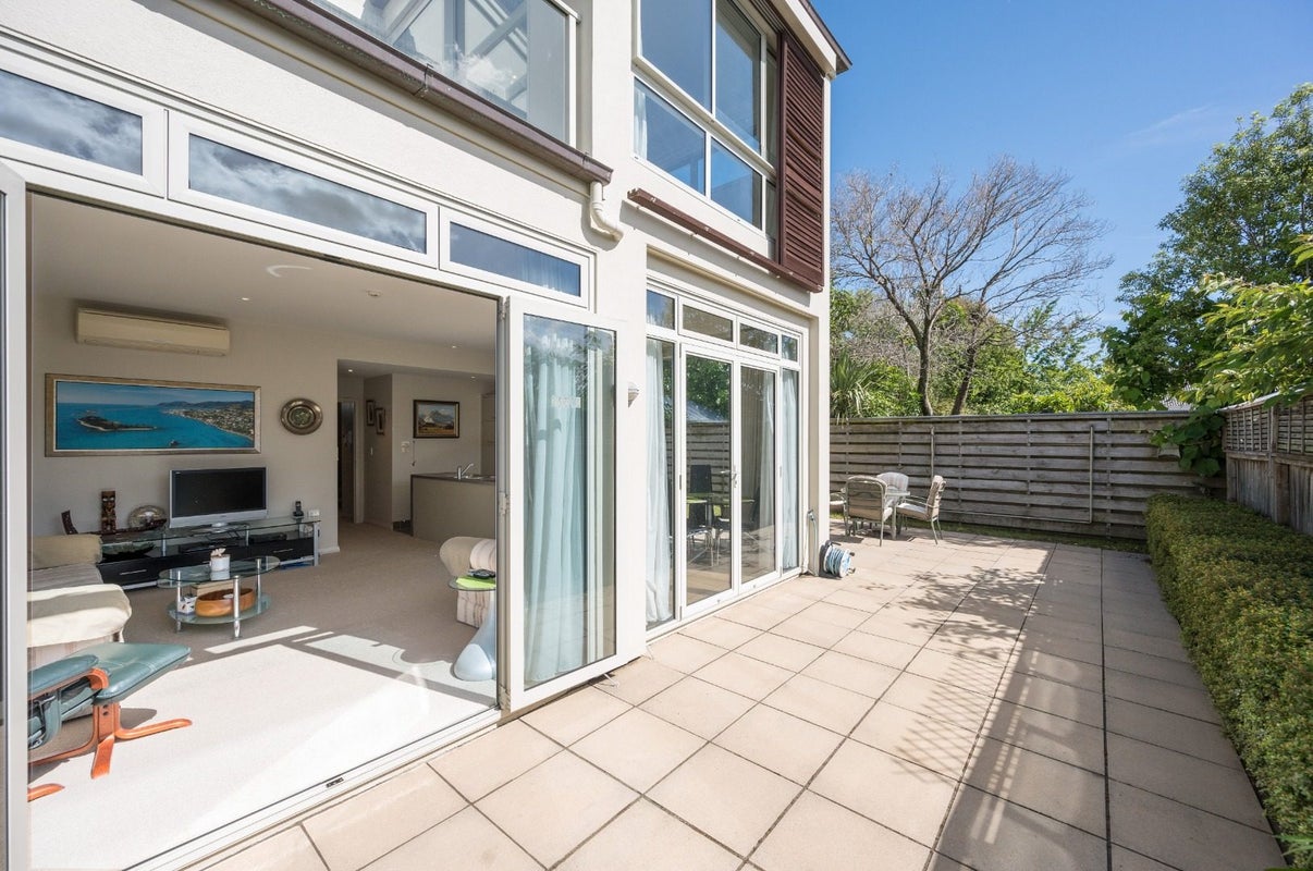 19/39 Trafalgar Street, The Wood, Nelson - Carousel 1