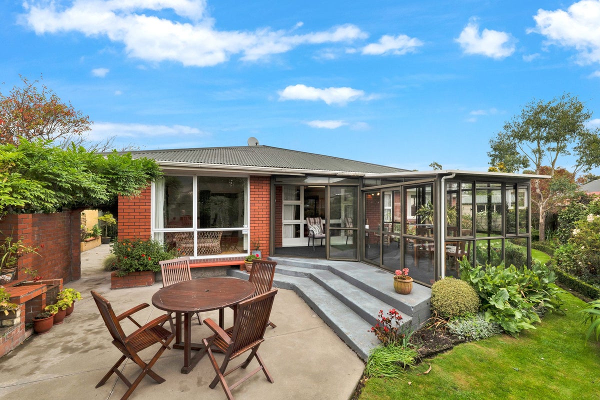20 Victors Road, Hoon Hay, Christchurch - Carousel 2
