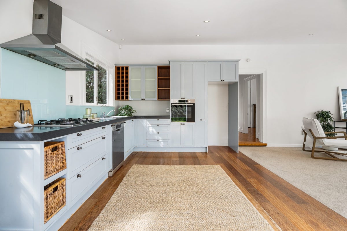 3 Taupata Street, Mount Eden, Auckland - Carousel 2