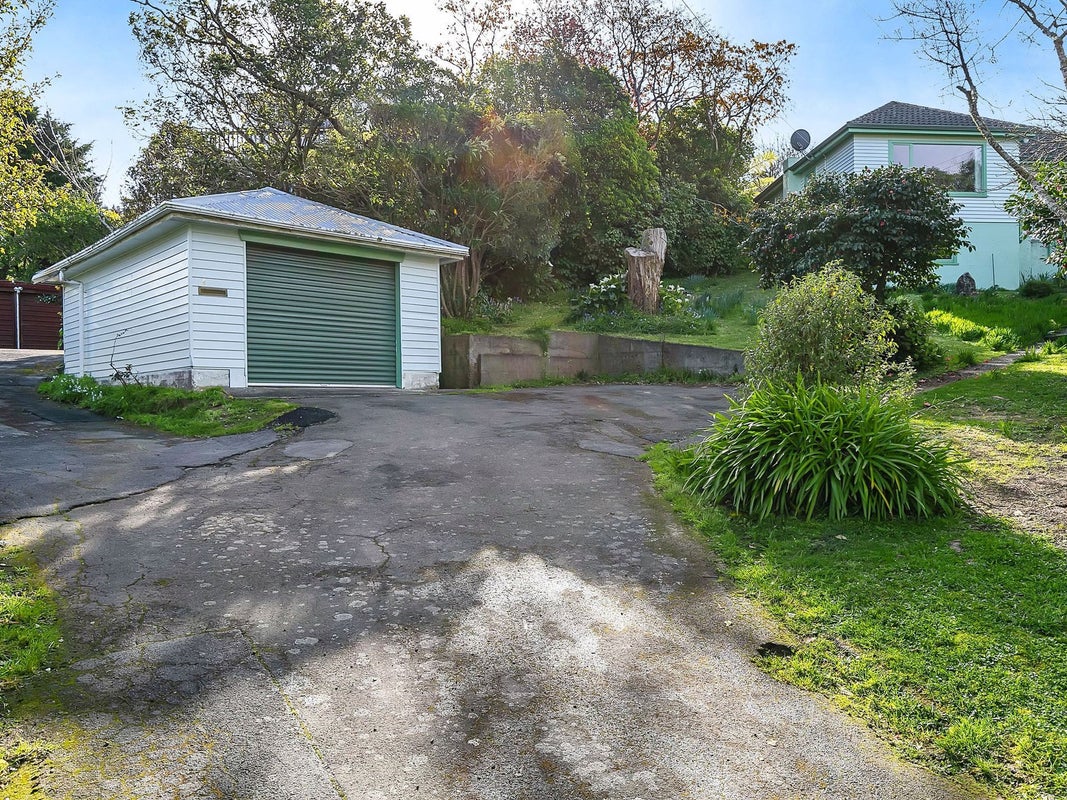 6 Romney Square, Tawa, Wellington - Carousel 20