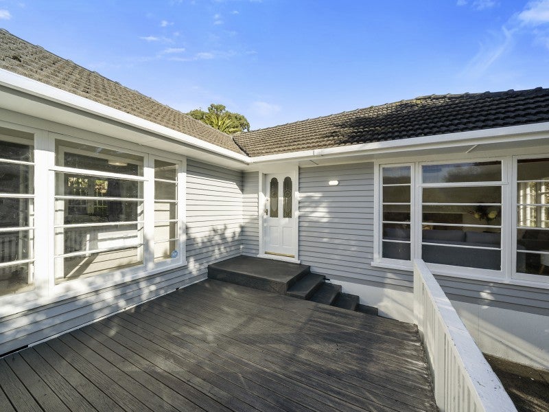 20 Bledisloe Crescent, Wainuiomata, Lower Hutt - Carousel 2