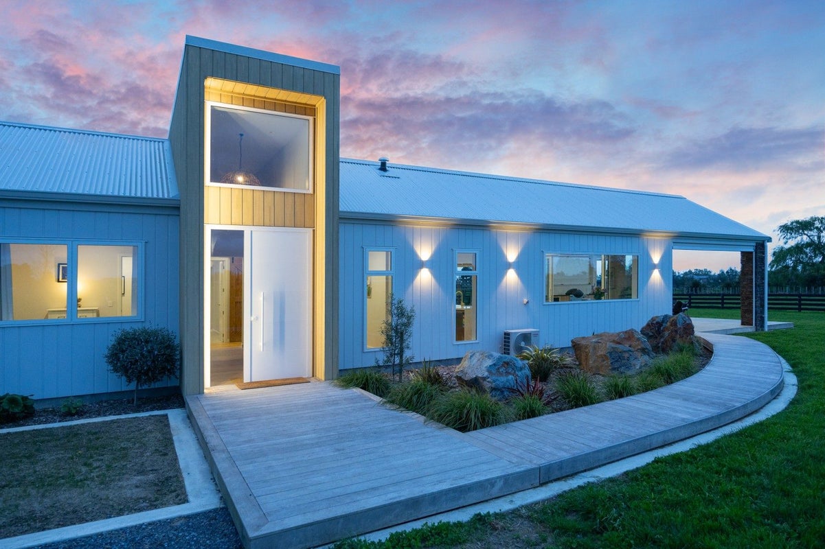 168B Nannestads Line, Bunnythorpe, Palmerston North - Carousel 2