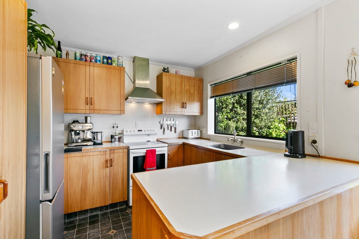 30A Trinity Avenue, Epuni, Lower Hutt - Carousel 2