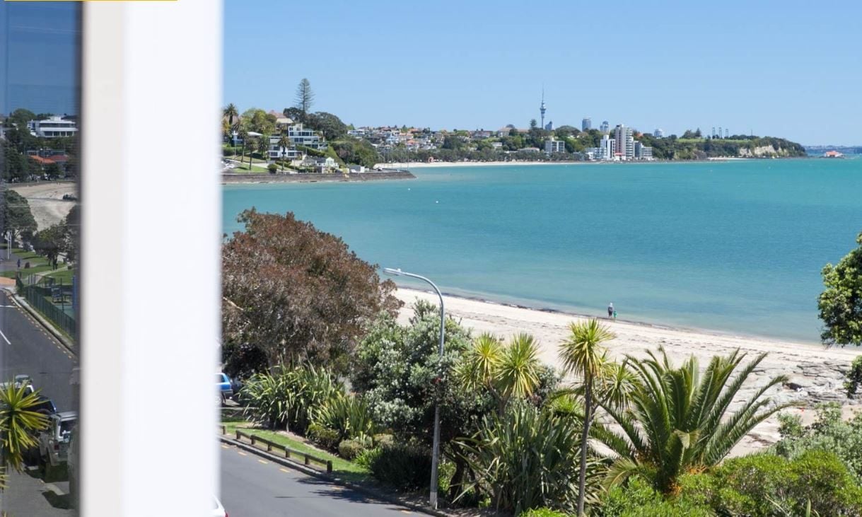 9 Cliff Road, St Heliers, Auckland - Carousel 2
