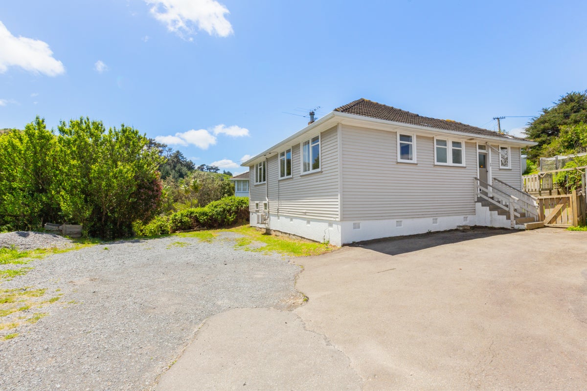 20 Champion Street, Ranui, Porirua - Carousel 18