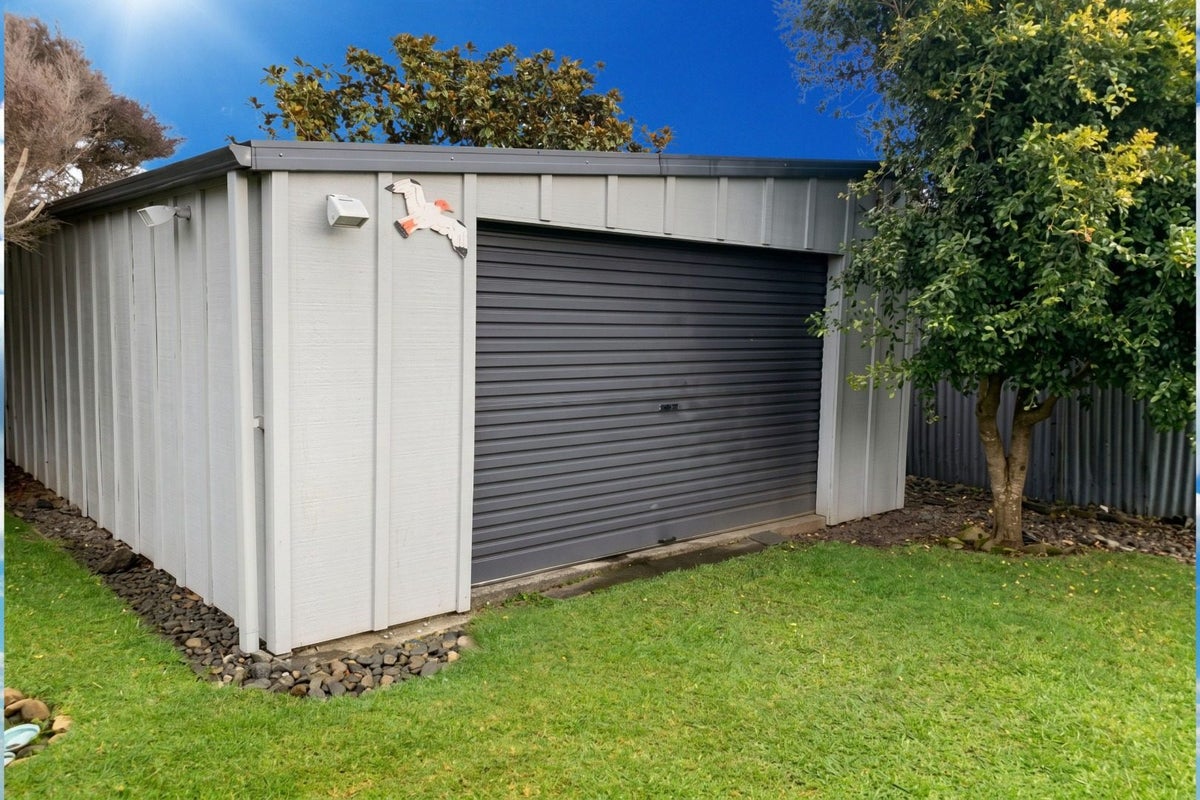 6 Hohiria Street, Waikanae Beach, Waikanae - Carousel 15
