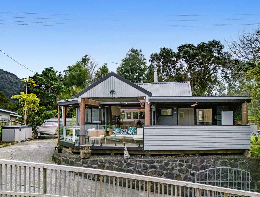 1164 Huia Road, Huia, Auckland - Carousel 2