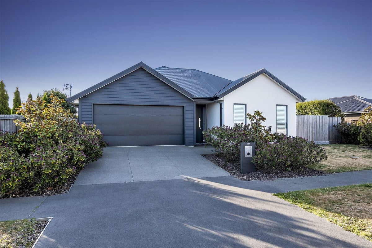 129 Kittyhawk Avenue, Wigram, Christchurch - Carousel 1