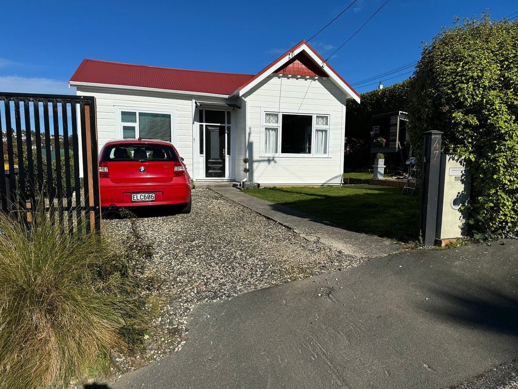47 Beresford Street, Kaikorai, Dunedin - Carousel 1
