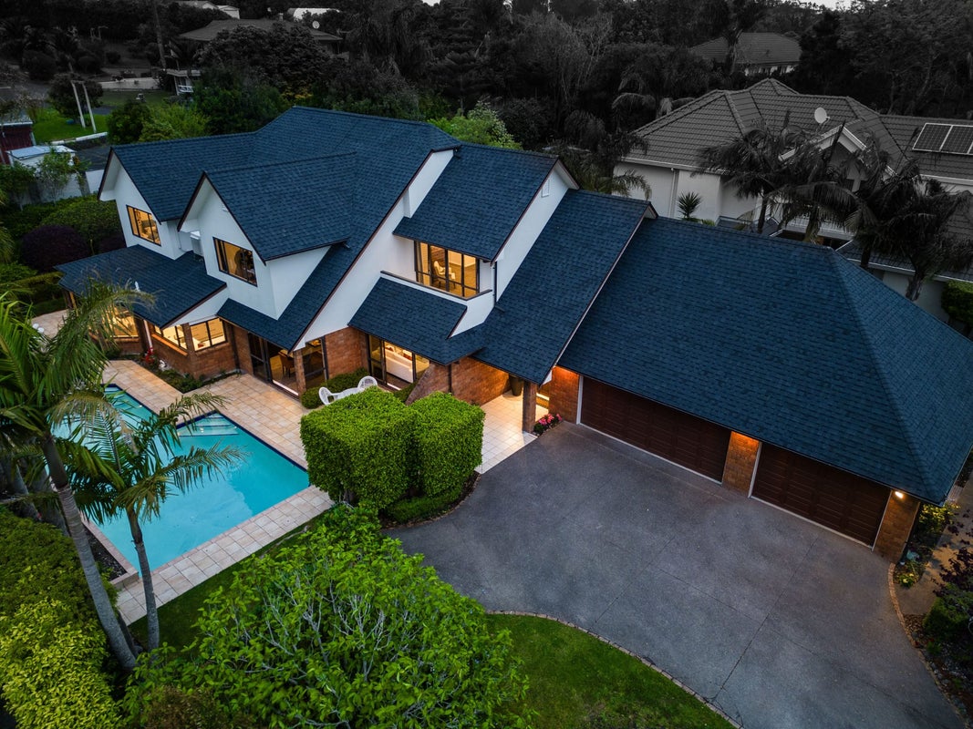 11 Del Mar Court, Shamrock Park, Auckland - Carousel 26