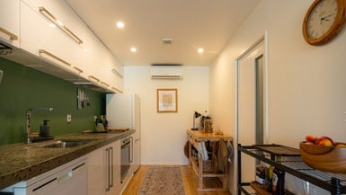 2/43 GOLDRIDGE WAY, FRANKTON RD, QUEENSTOWN - Carousel 1