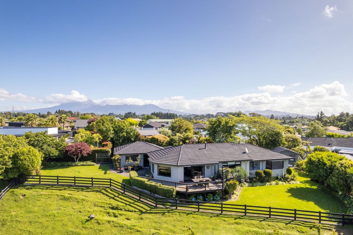 97 Branch Road, Highlands Park, New Plymouth - Carousel 1