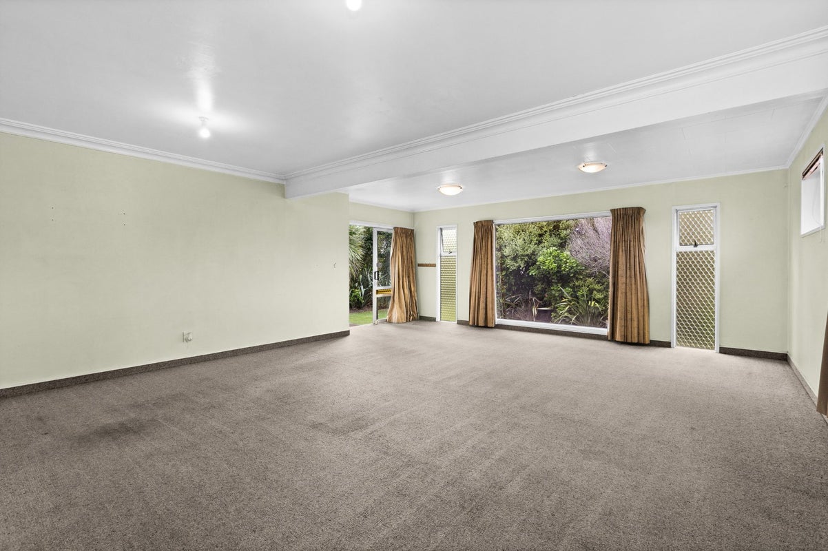43 Oldham Avenue, Onekawa, Napier, Hawke's Bay - Carousel 2